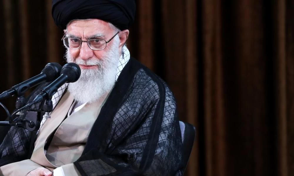 Ροχανί: Δεν θα "σπάσει" το Ιραν παρά τις «απάνθρωπες» κυρώσεις των ΗΠΑ